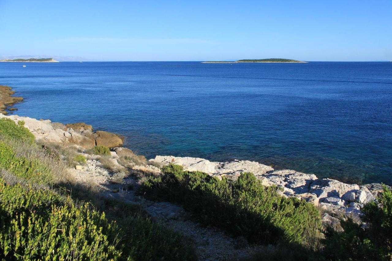 Apartments By The Sea Milna, Vis - 8944 Экстерьер фото