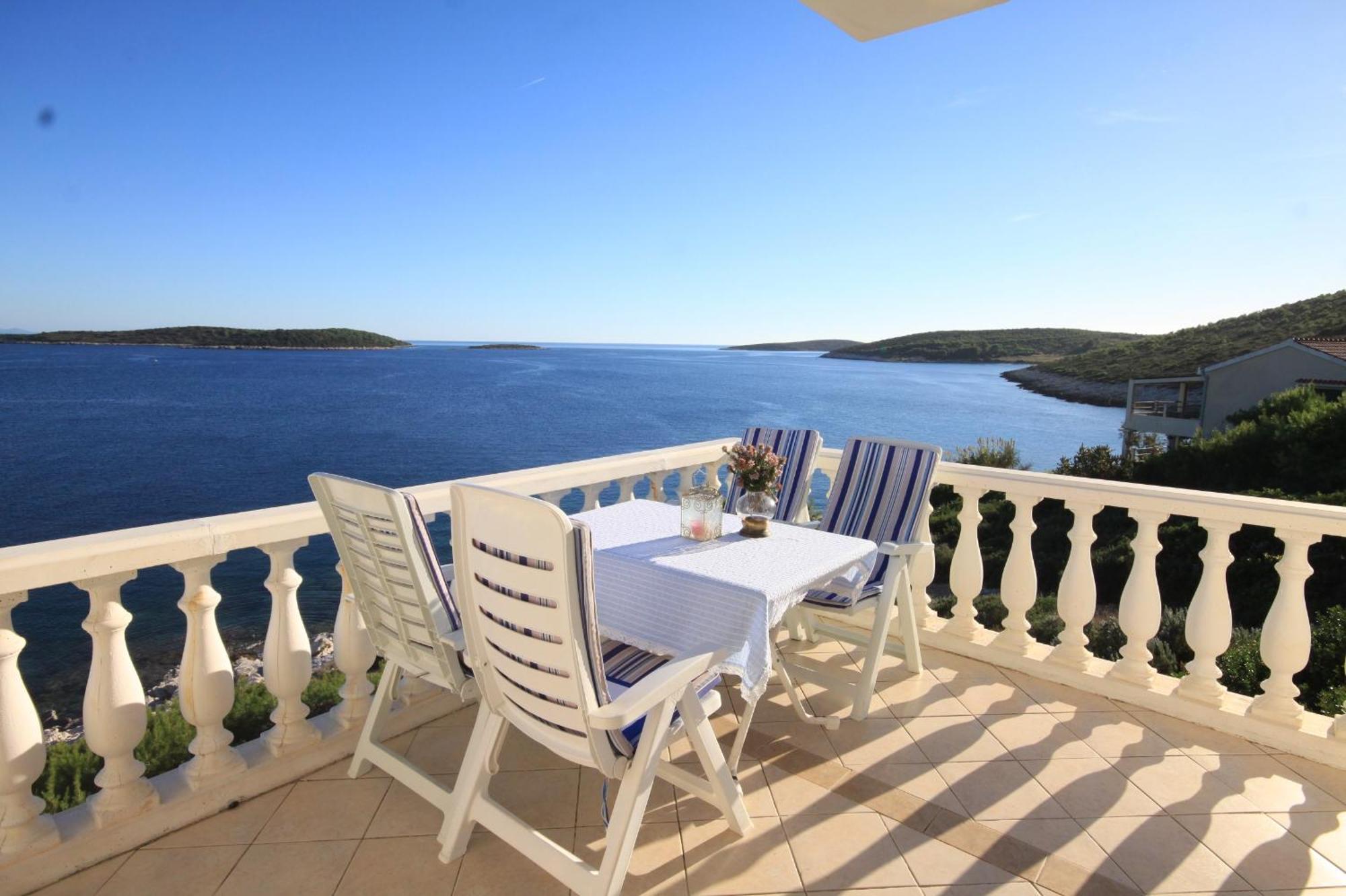 Apartments By The Sea Milna, Vis - 8944 Экстерьер фото