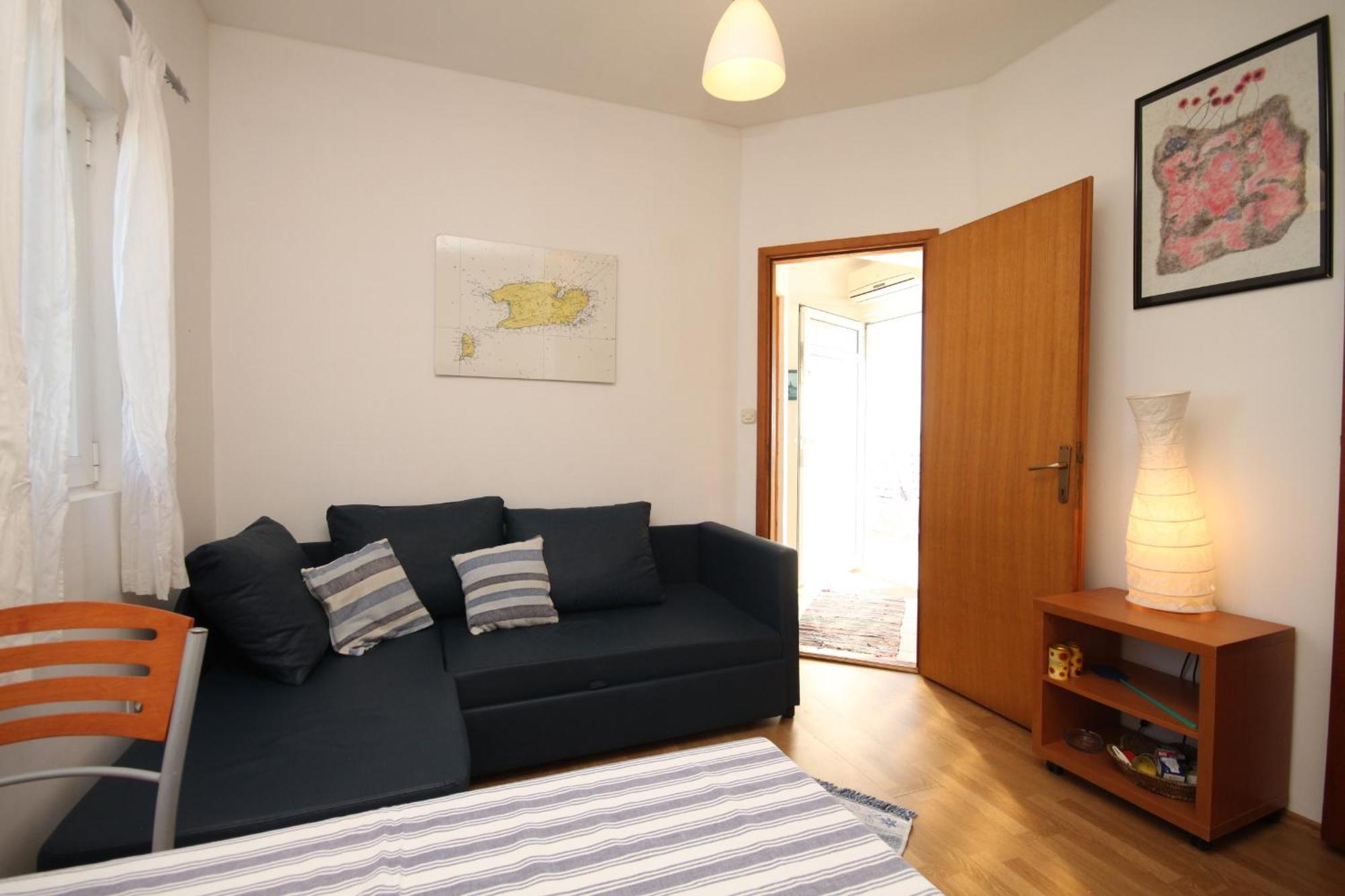 Apartments By The Sea Milna, Vis - 8944 Номер фото